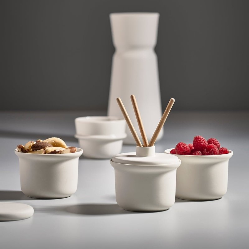 ZONE Denmark INU Pojemnik z Pokrywką - Offwhite