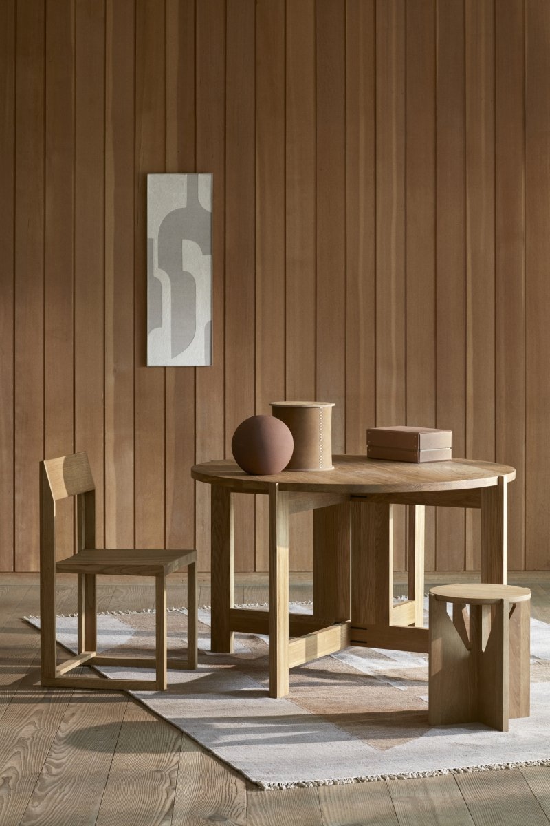 Kristina dam studio SIMPLE Stołek Drewniany 36 cm / Czarny Dąb