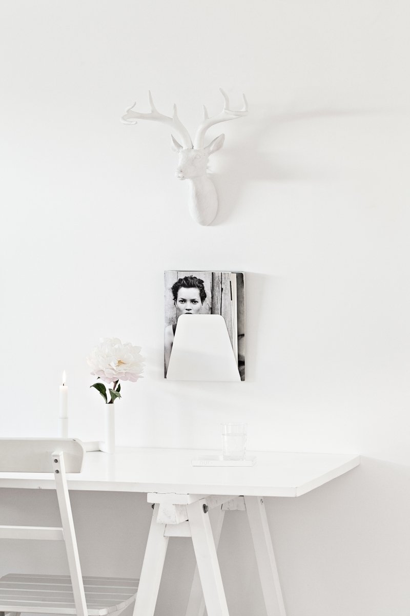 NUR Design Studio CURVE Uchwyt Ścienny na Gazety, Dokumenty - Biały