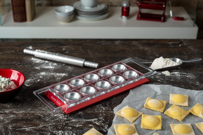 Marcato DESIGN LINE Forma do Ravioli w Kwadratach 5x5 cm 10 Szt. / Czerwona