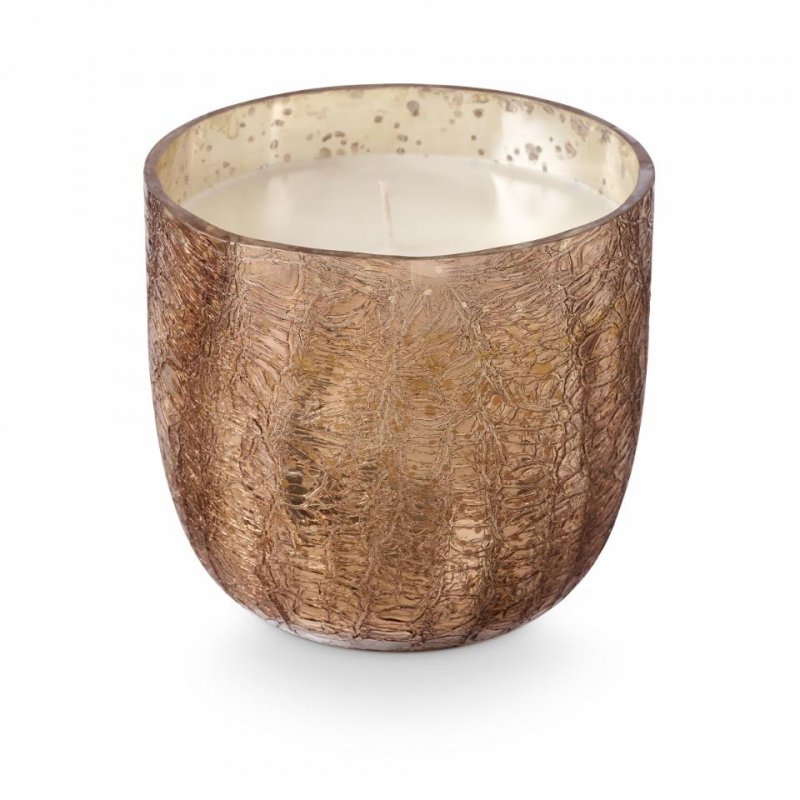 Zbliżenie struktury szkła Crackle Glass Candle Woodfire by ILLUME