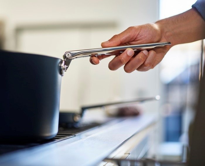 Joseph Joseph SPACE Zestaw Garnków ze Składanymi Uchwytami i Pokrywkami 13 El. / Granatowy