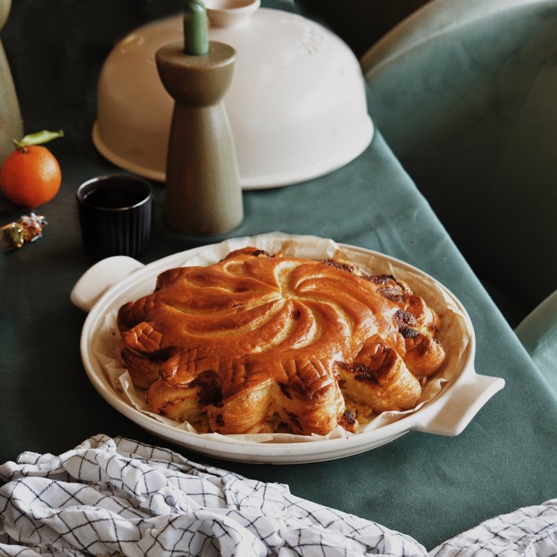 Emile Henry NATURE Ceramiczna Forma do Pieczenia Chleba 4,5 l Okrągła / Czarna