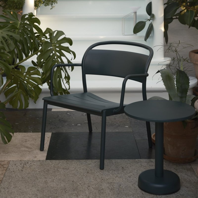 Muuto LINEAR OUTDOOR Stalowy Fotel Ogrodowy Lounge - Zewnętrzny / Pomarańczowy