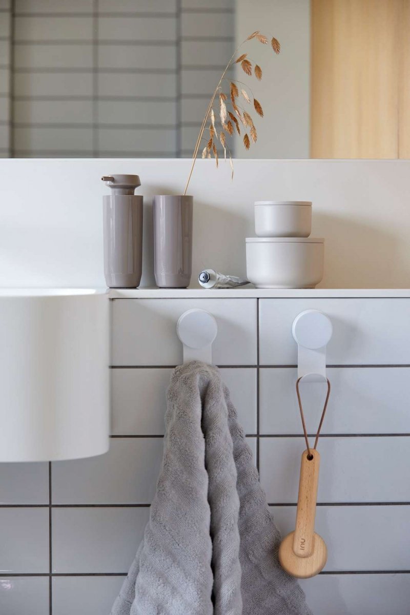 ZONE Denmark PURE Podwójny Wieszak Łazienkowy na Przyssawkę (Bez Wiercenia) / Biały