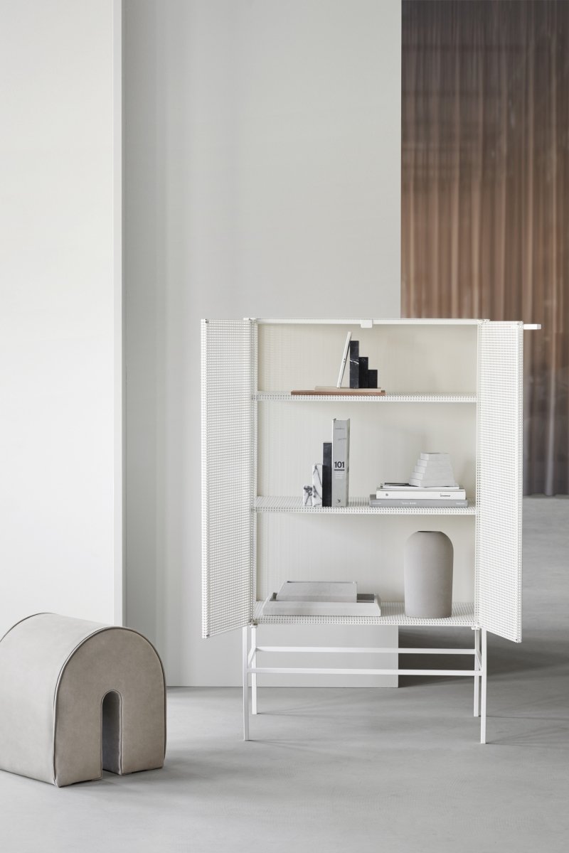 Kristina dam studio CURVED Puf Tapicerowany / Brązowa Skóra