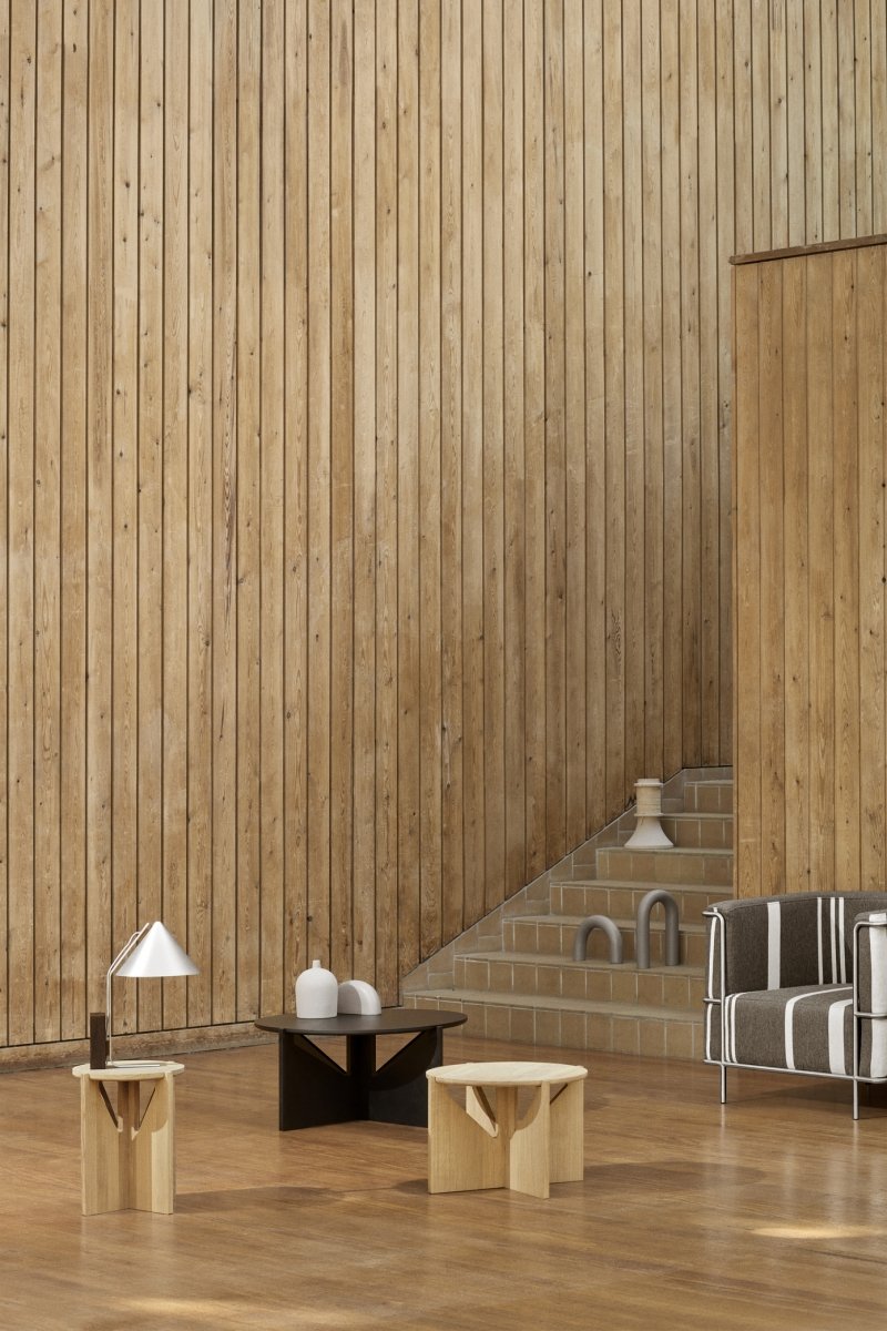 Kristina dam studio SIMPLE Stołek Drewniany 36 cm / Czarny Dąb