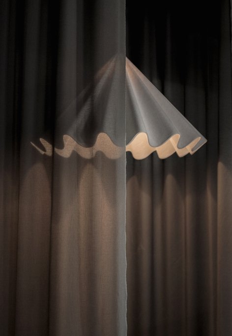 Audo DANCING Lampa Wisząca 95 cm Design Iskos-Berlin / Biała