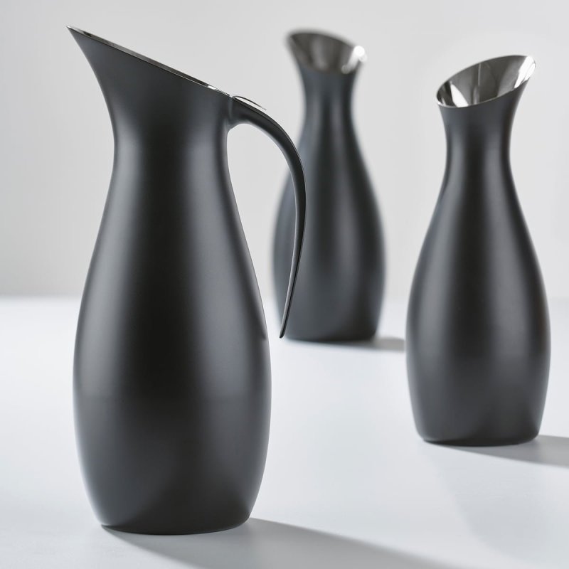 ZONE Denmark JUG Stalowy Dzbanek - Karafka do Wody 1,7 l Czarny