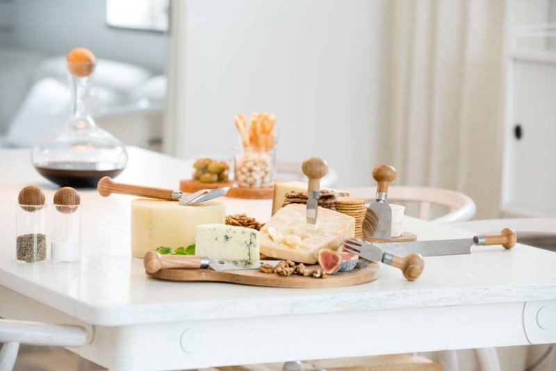 Sagaform OVAL OAK Nóż do Serów Miękkich