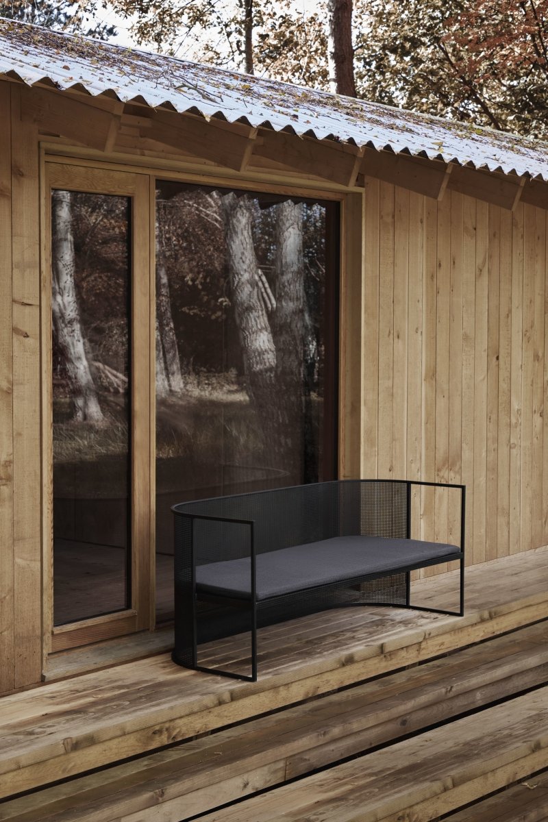 Kristina dam studio BAUHAUS Sofa Ogrodowa / Czarna