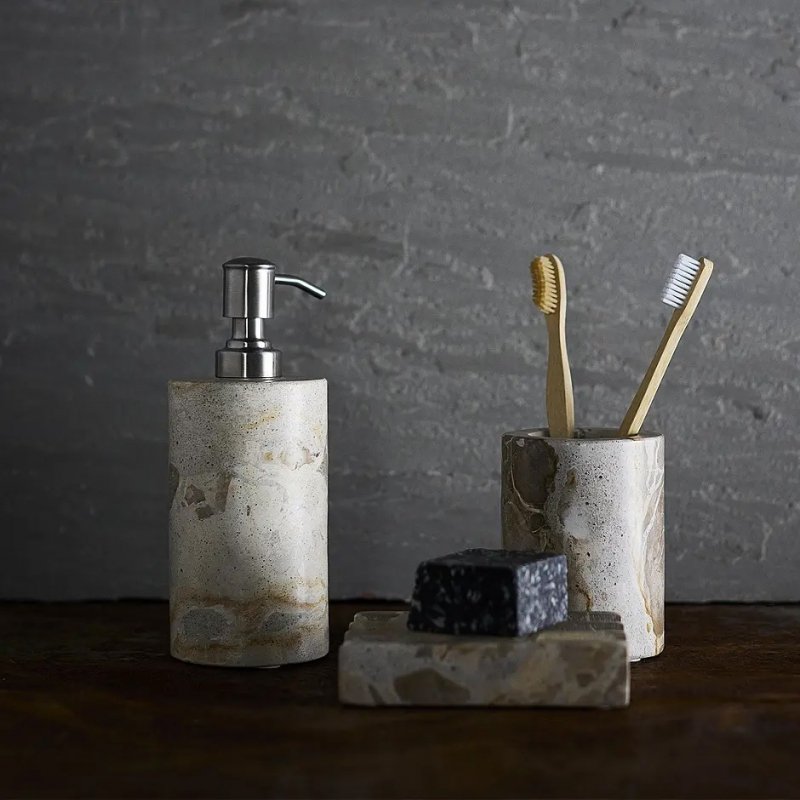 Kubek na szczoteczki Vita MUUBS