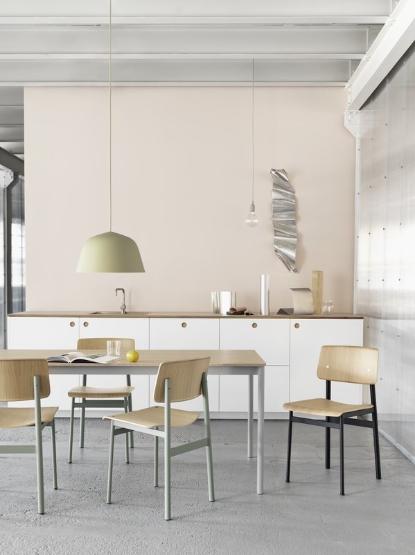 Muuto LOFT Krzesło - Czarne/Siedzisko Dębowe