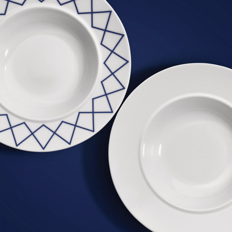 talerze deserowe porcelana niebieski wzór