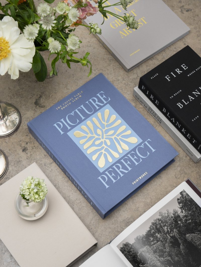 Album z białymi kartami na wspomnienia