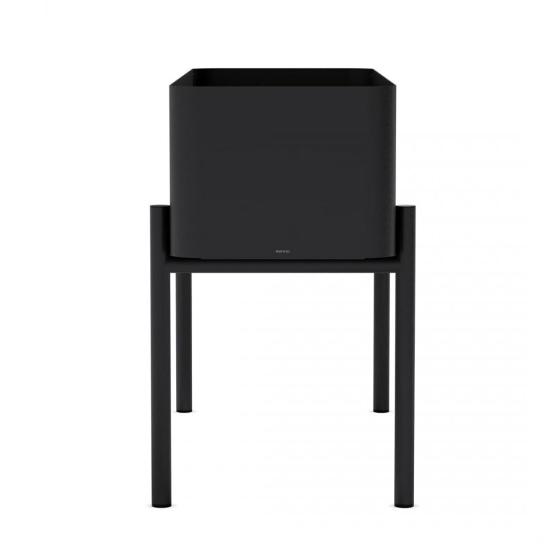 Stylowy kwietnik Simply Grow Eva Solo wykonany z aluminium i stali