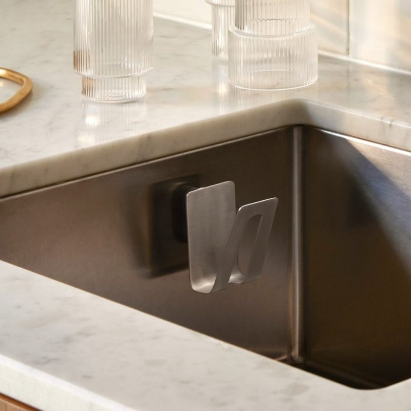 Happy Sinks KITCHEN Magnetyczny Uchwyt na Gąbkę do Zlewu / Srebrny Stalowy