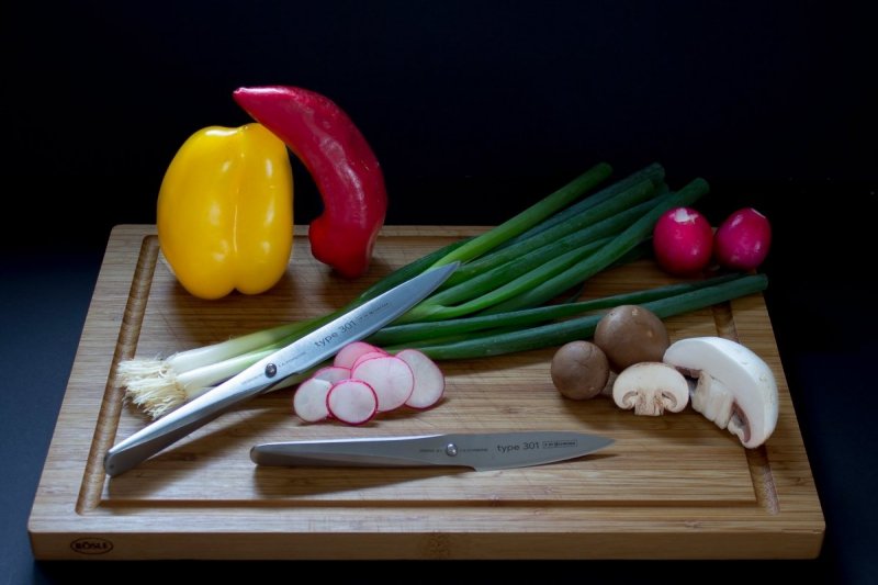 Chroma TYPE 301 Nóż Santoku, Nóż do Obierania - Zestaw 2 Noży