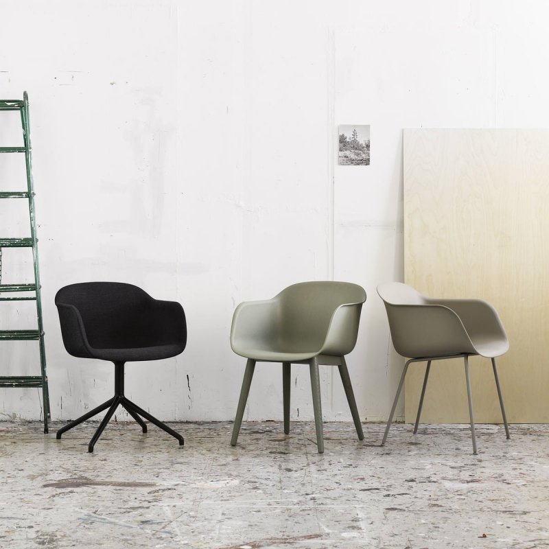 Muuto FIBER ARMCHAIR TUBE BASE Krzesło - Musztardowe/Podstawa Czarna