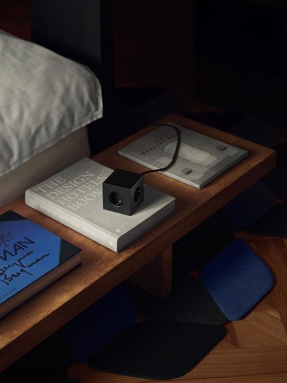 Square 1 minimalistyczna listwa zasilająca