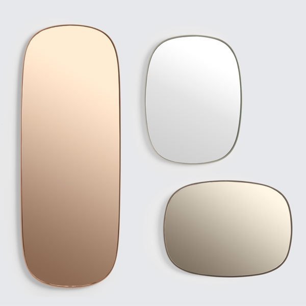 Muuto FRAMED Lustro Ścienne S - Ciemnozielone / Tafla Klasyczna