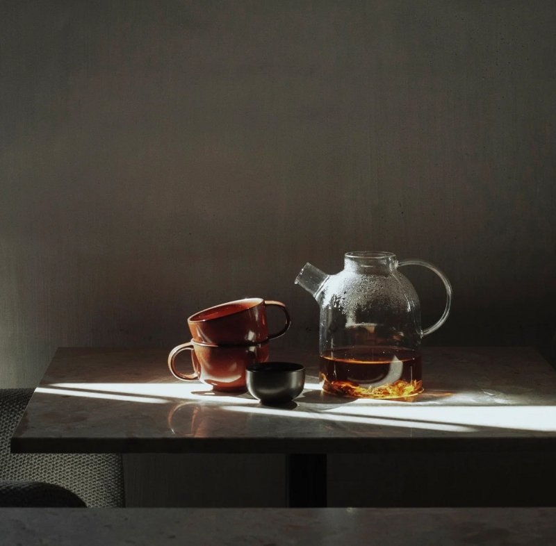 Minimalistyczny dzbanek do herbaty AUDO w stylu skandynawskim i azjatyckim