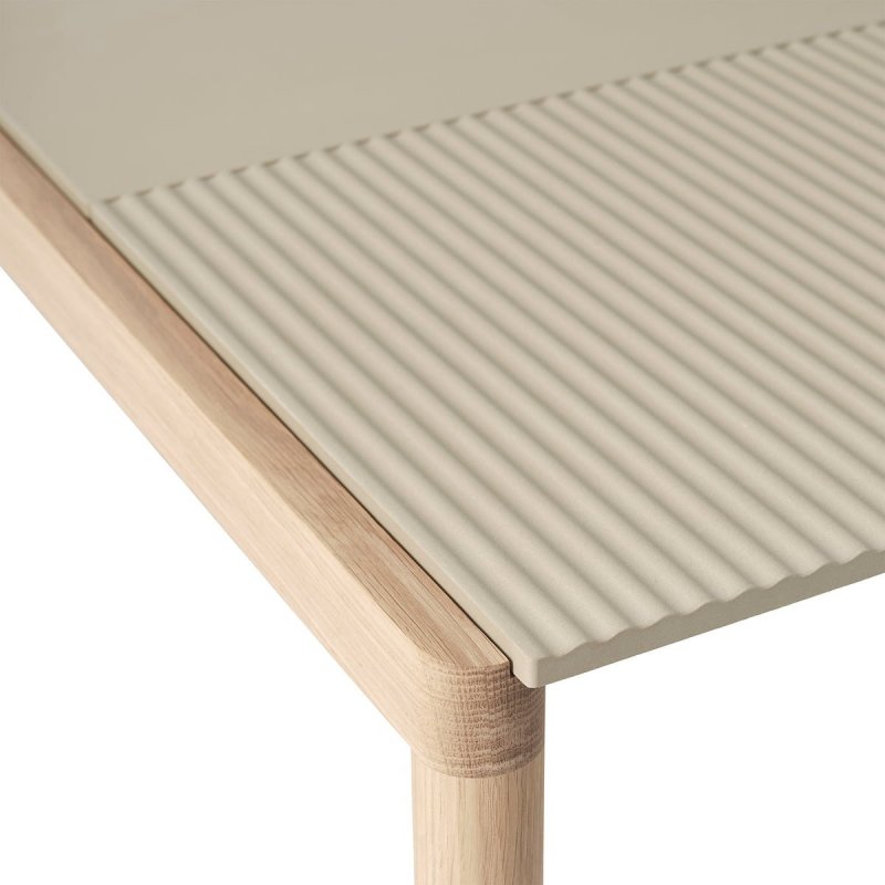 Muuto COUPLE Stolik Kawowy z Ceramicznym Blatem 84x80 cm / Jasny Dąb - Blat Gładki Taupe