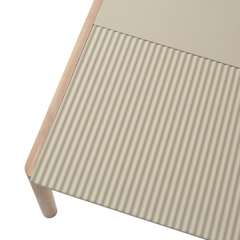 Muuto COUPLE Stolik Kawowy z Ceramicznym Blatem 84x80 cm / Ciemny Dąb - Blat Wavy Niebieski Pale Blue