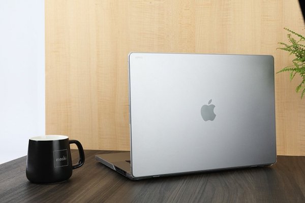 Moshi iGlaze Hardshell Case - Obudowa MacBook Air 13.6&quot; M4 (2025) / M3 (2024) / M2 (2022) (Stealth Black)