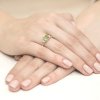 Pierścionek złoty 585 z brylantami 0,06ct oliwinem 1,10ct W-40B