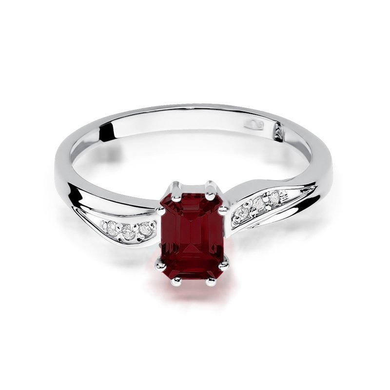Pierścionek złoty 585 z brylantami 0,03ct granatem 0,70ct W-94