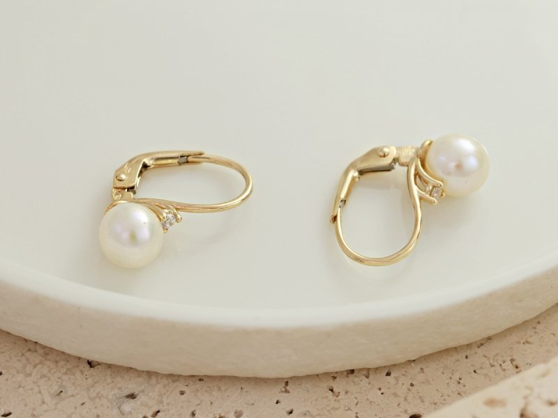Kolczyki złote 585 z perłami perłą