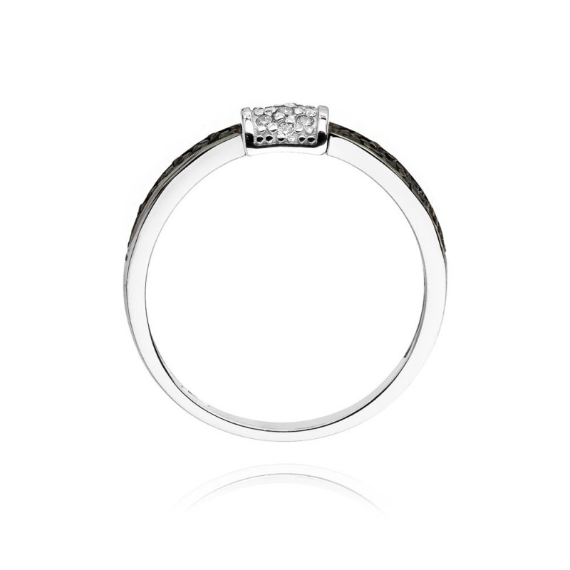 Pierścionek złoty 585 z czarnymi i białymi brylantami 0,19ct W-297
