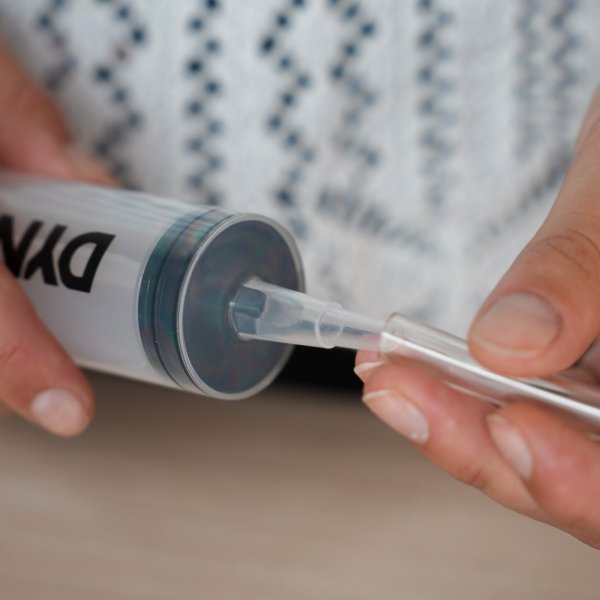 Wtryskiwacz do uszczelniacza Dynamic Hector the Injector 100 ml — precyzyjna aplikacja do opon tubeless