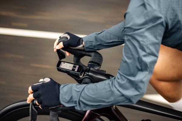 Licznik GPS Hammerhead Karoo 3 czarny — dotykowy, mapy, ANT+