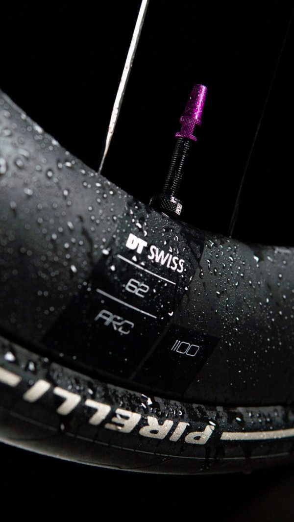 Powłoka ceramiczna hydrofobowa Dynamic Secret Surface 500 ml — ochrona i łatwiejsze mycie