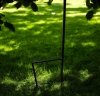 Stojak podwójny 150 cm wieszak wbijany na latarnie kwiaty donice z motywem ptaka