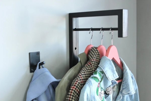  Wieszak w stylu loft na przedpokój na ubrania  MetalFab
