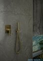 Kohlman Experience Gold zestaw prysznicowy z z deszczownicą kwadratową 30x30 cm złoty połysk QW210EGDQ30