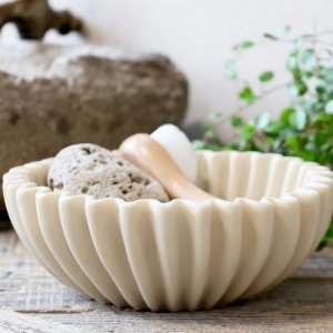 Dekoracyjna misa Muszla Chic Antique - średnica 20 cm