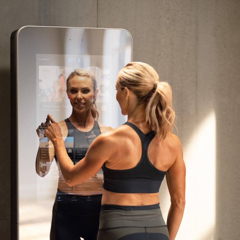 Lustro fitness Vault z akcesoriami NordicTrack + Roczne członkostwo iFit
