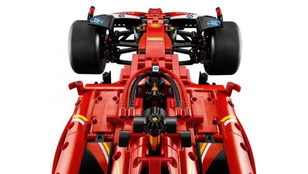 LEGO TECHNIC 42207 Bolid F1 Ferrari SF-24