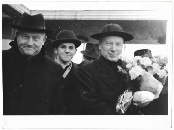 [WYSZYŃSKI Stefan, prymas Polski - w podróży - fotografie sytuacyjne]