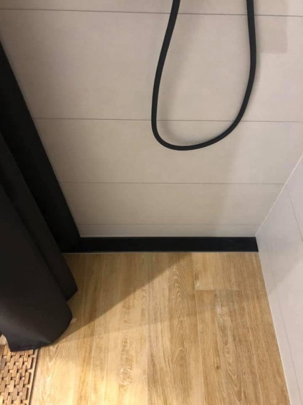 OKEDA Przyścienny odpływ liniowy OKEDA® PRIME LINE™ - BLACK GLASS - CZARNE SZKŁO 90cm 21900.06