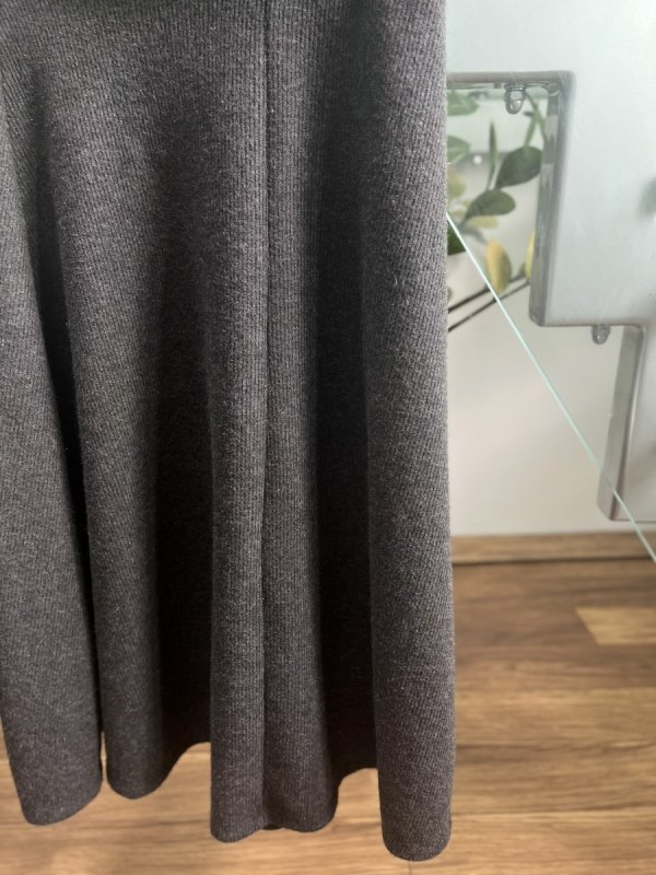 Szara spódnica Zara midi dzianina 