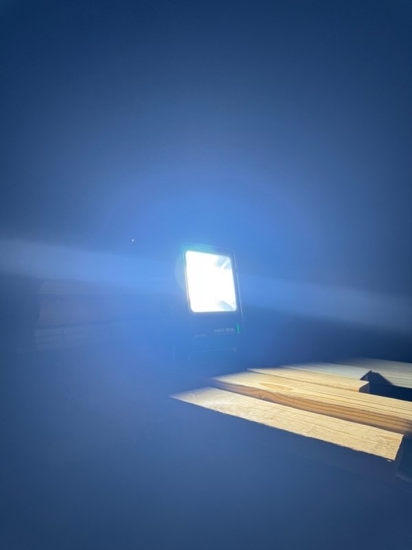 Nightstick NSR-1518 – akumulatorowa najaśnica LED 12 500 lm