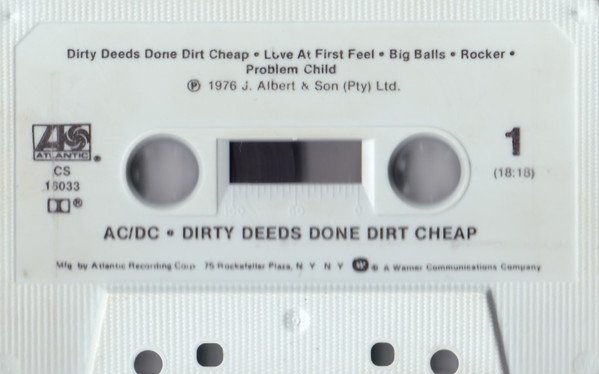 AC/DC - Dirty Deeds Done Dirt Cheap (MC)