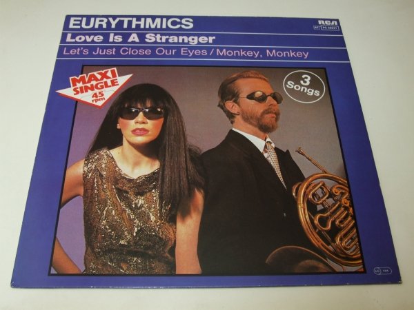 Eurythmics - Love Is A Stranger (12'')