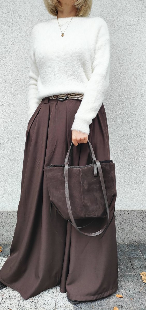 Zamszowa czekoladowa Shopperka Vera Pelle do ręki na ramie