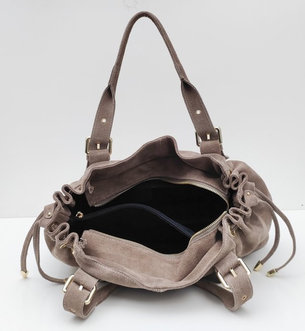 Zamszowa torebka z troczkiem skóra naturalna Vera Pelle taupe